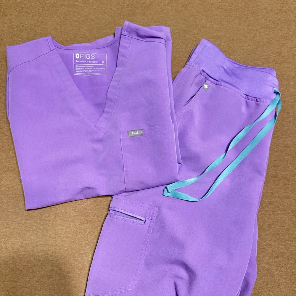 Figs Purple Scrub Set with Teal Accents
